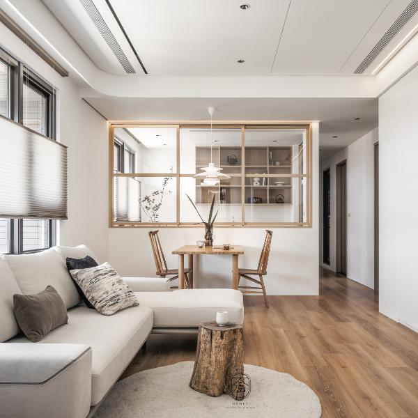 純淨柔光下,尋回生活最原始的肌理